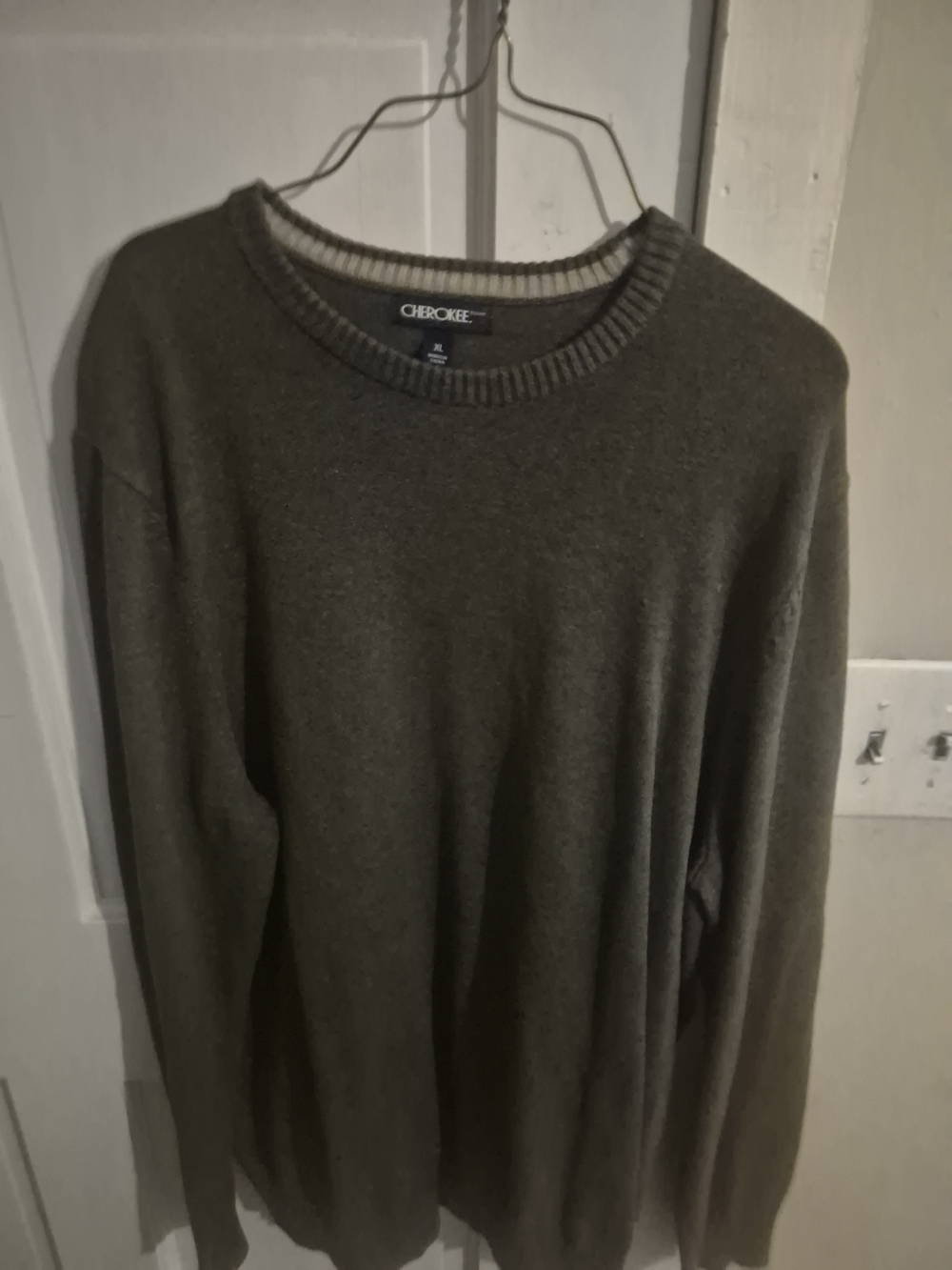 Cherokee Men's Olive Green Crewneck Sweater
